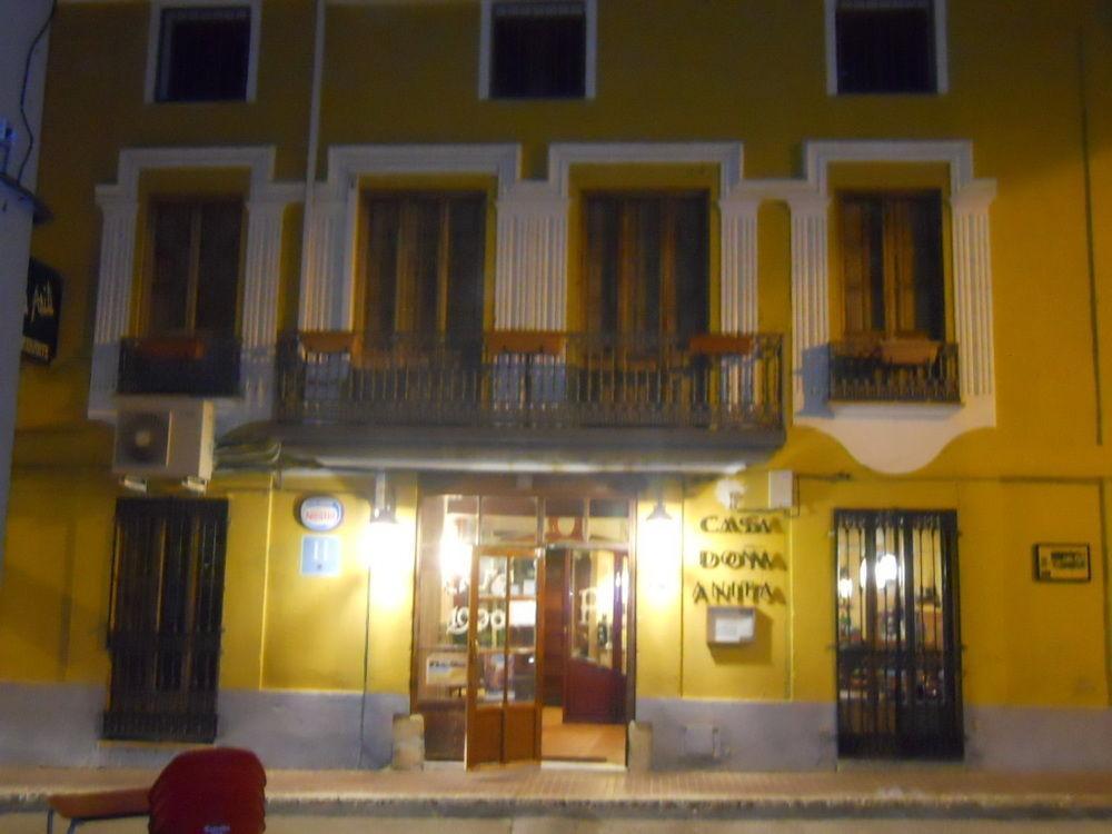 Hotel 1900 Casa Anita Requena Eksteriør bilde