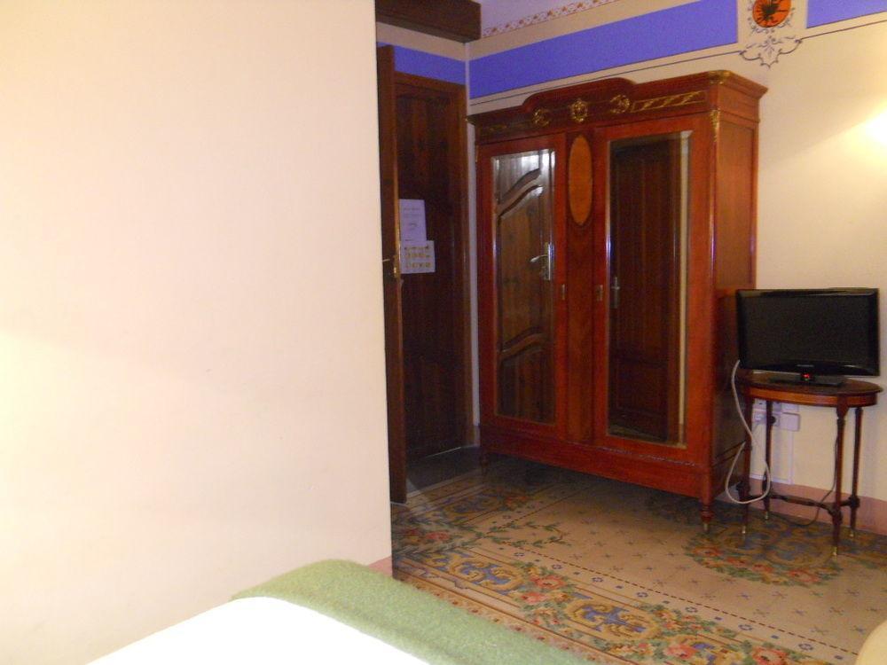 Hotel 1900 Casa Anita Requena Eksteriør bilde