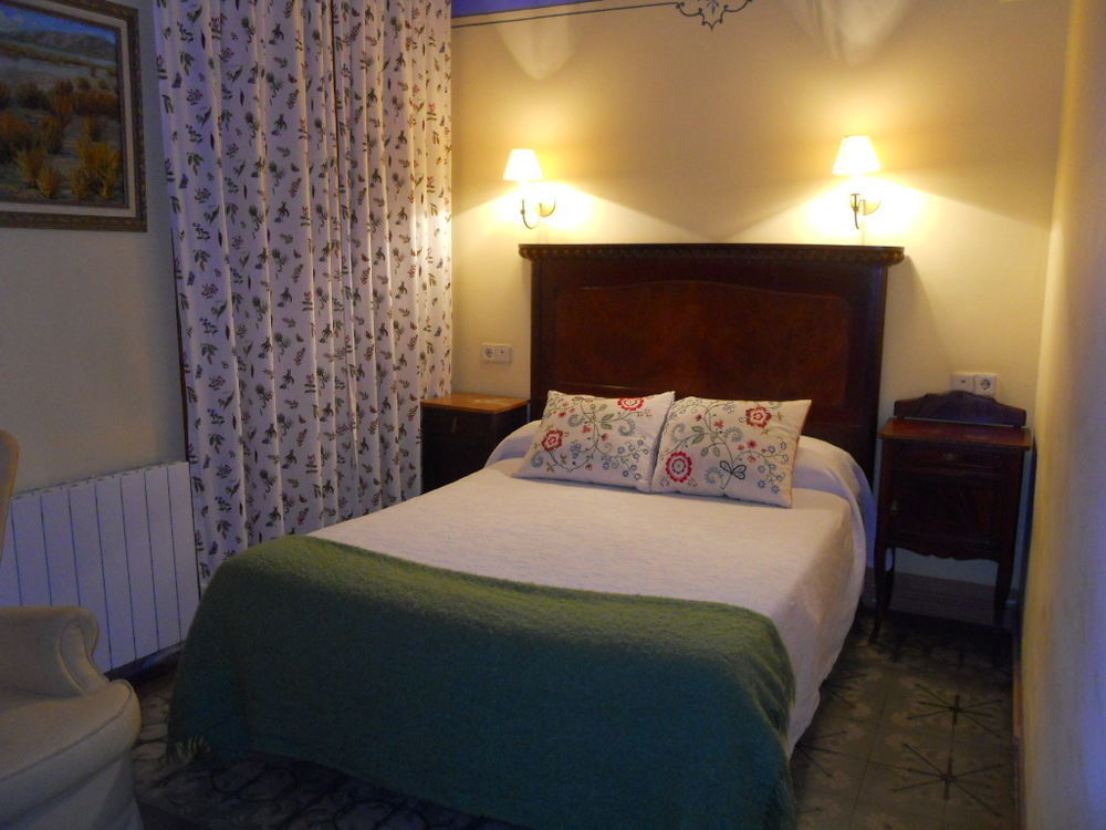 Hotel 1900 Casa Anita Requena Eksteriør bilde